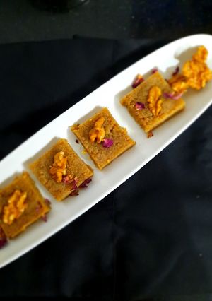 A picture of Walnut burfi.