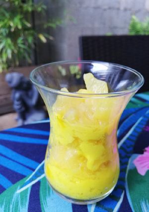 Une photo de Duo d'ananas frais et glacés