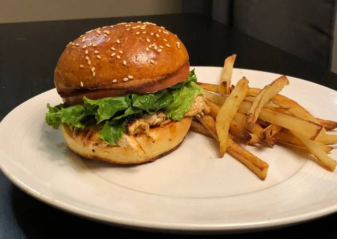Steps to Prepare Perfect Juicy California Grilled Chicken Burger