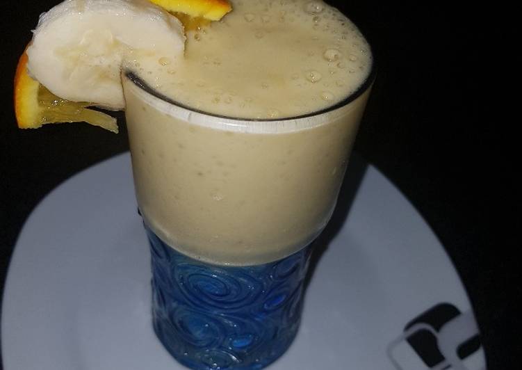 Banana orange smoothie