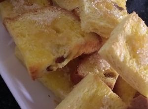 Hình của món Bánh mì nướng bơ đường.