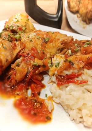 Une photo de Poulet champignons tomates en cocotte au Cook Expert