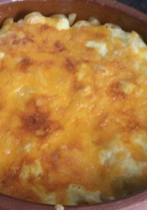 A picture of Pasta with sour cream.