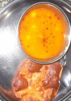 A picture of Masala puri.