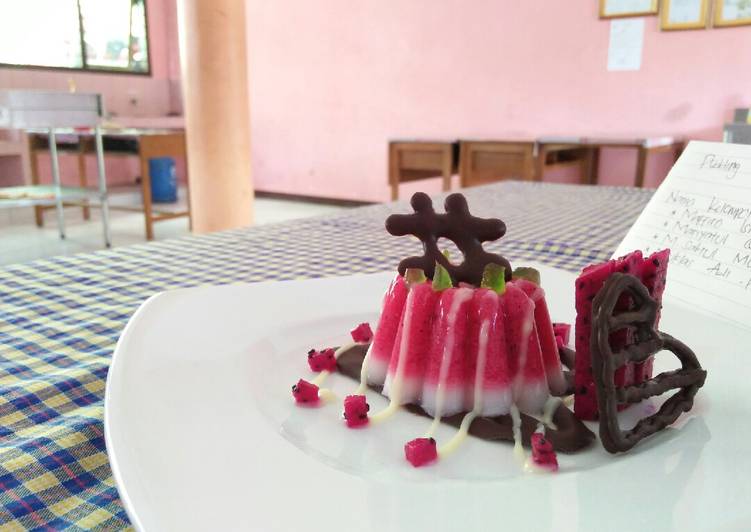 Puding Buah Naga with Sauce Vanila