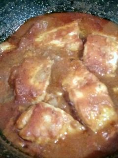Una foto de Bacalao con tomate