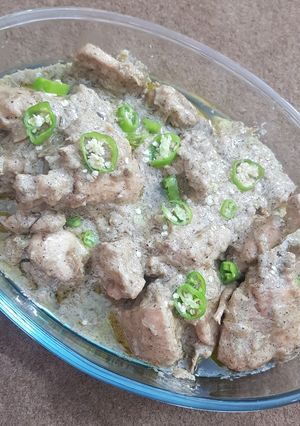 A picture of Chicken Makhni Karahi.