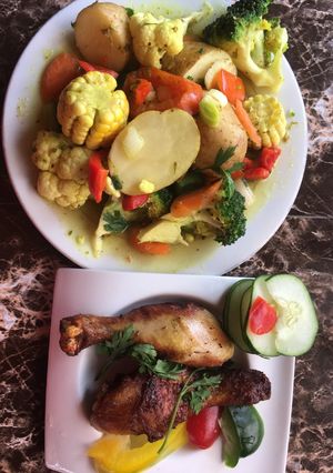 A picture of French chicken and olive casserole.