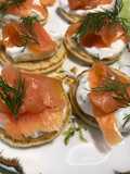 Blinis al salmone