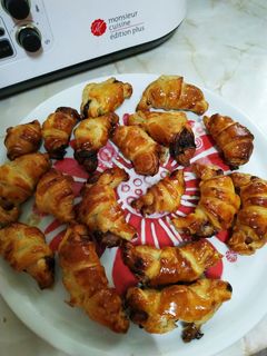 Una foto de Mini croissant de chocolate