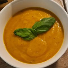 A picture of Homemade vegetable soup.