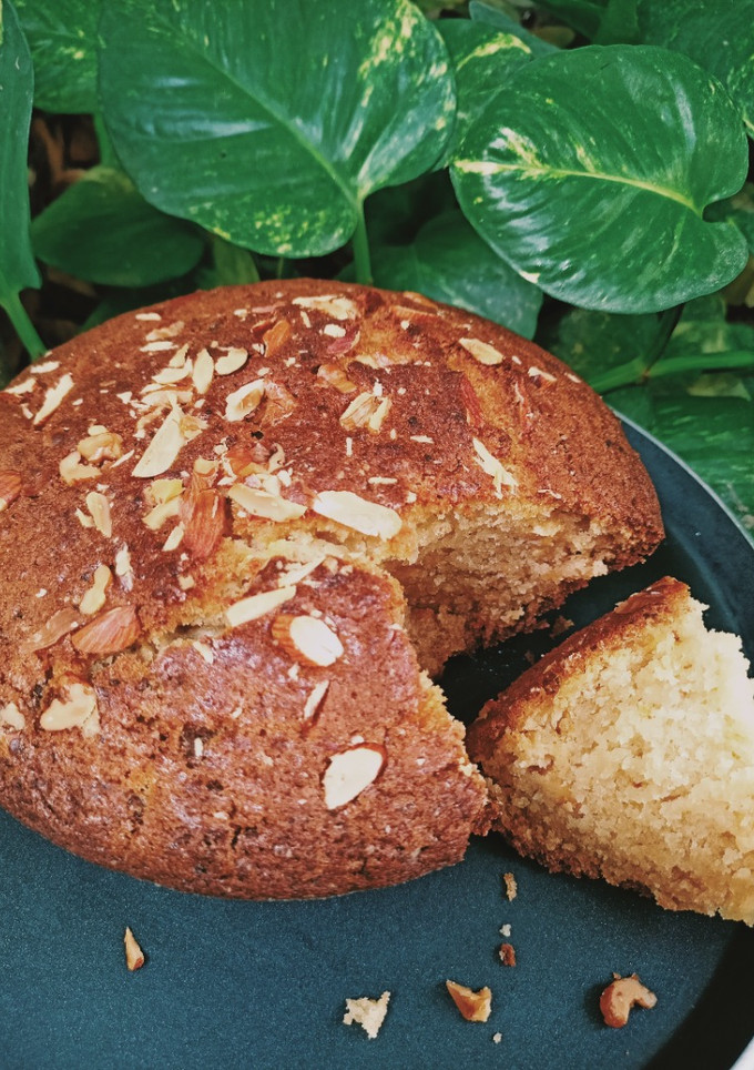 मावा केक(mawa cake recipe in hindi) रेसिपी मुख्य फोटो