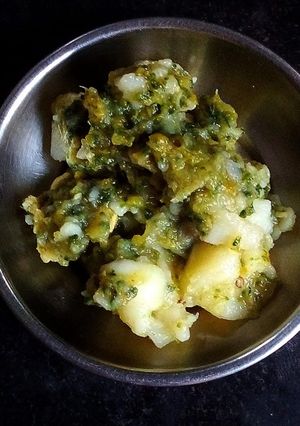উচ্ছে আলু মাখা (uchhe aloo makha recipe in bengali) রেসিপির প্রধান ছবি