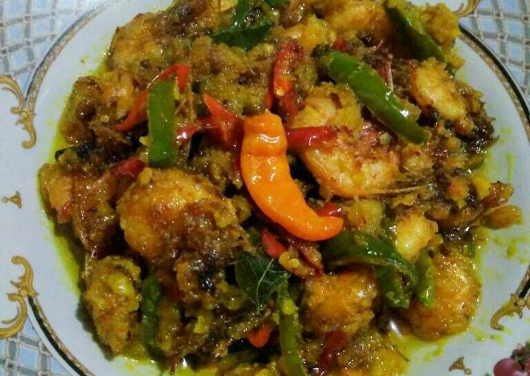 Bagaimana Menyiapkan Udang goreng acar kuning, Menggugah Selera