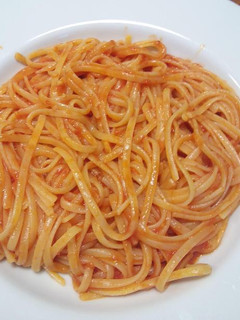 A picture of Linguine with Ginger Lemon Garlic Tomato Sauce.