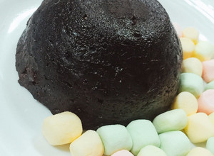 [微波爐食譜] 朱古力流心蛋糕（心太軟） 的食譜成品照片