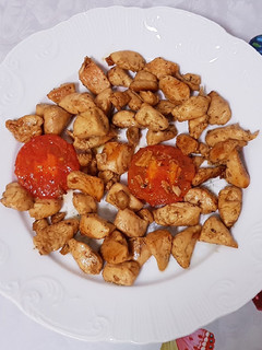 Una foto de Pollo con cocacola y hierbas provenzales en 10 minutos