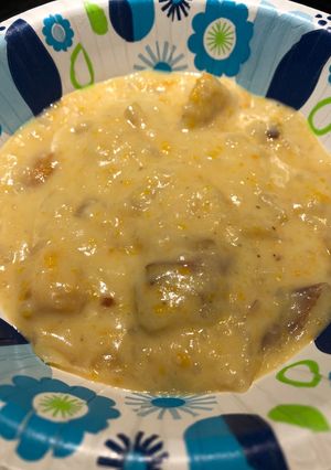 A picture of Crockpot Beer 🍺 and 2 Cheese Potato Chowder 🥣.