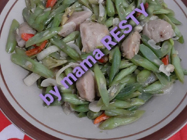 Langkah Mudah untuk Membuat Resep Oseng buncis pentol bakso yang Bisa Manjain Lidah Anti Ribet, Uenak Banget