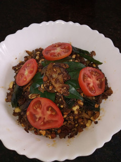 மகாராஷ்டிரா கத்தரிக்காய் கறி (Maharastra Kathrikkai Curry Recipe in Tamil) செய்முறை முக்கிய புகைப்படம்