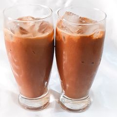 A picture of Chocolate shake (lassi).