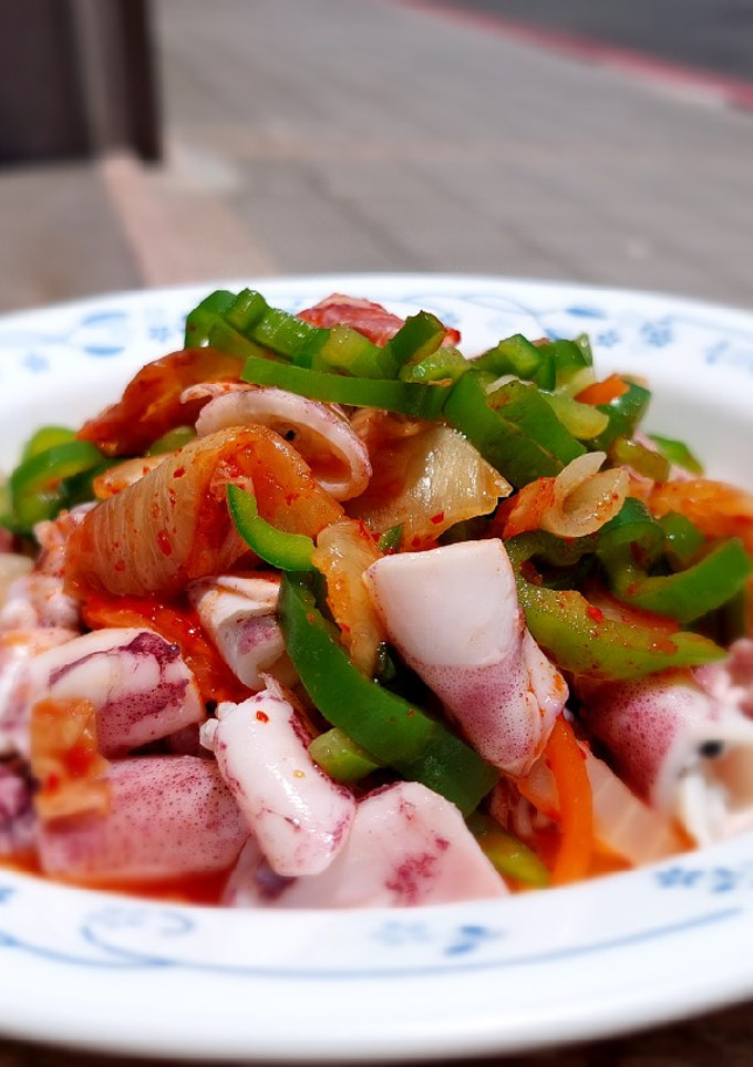 輕食料理-小卷佐韓式泡菜 的食譜成品照片