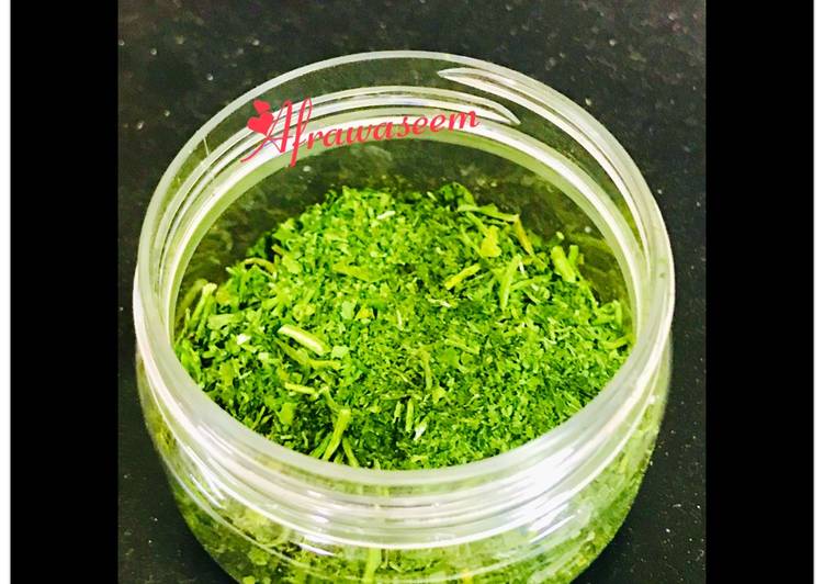 Homemade dried parsley leaves in microwave