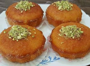 صورة لوصفة بسبوسة بقالب كب كيك طعم غرام