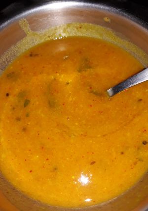 A picture of Daal tadka.