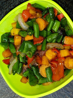 A picture of Butter veggies sauce.