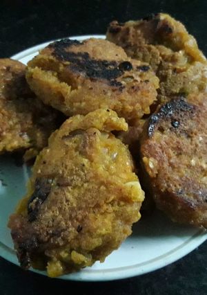 A picture of Red lentil dumplings.