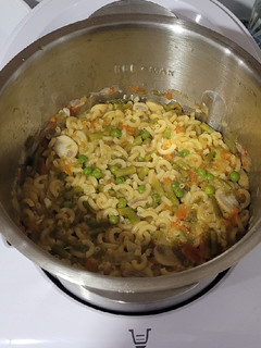 Una foto de Fideuá de verduras (Monsieur Cuisine Connect)