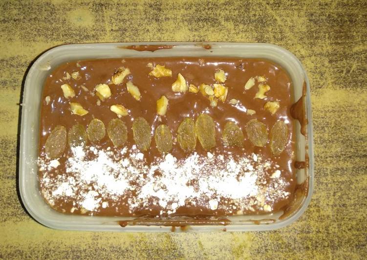 Recipe of Speedy Chocolate oats banana custard