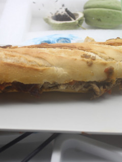 Una foto de Bocadillo de sobras de pollo asado