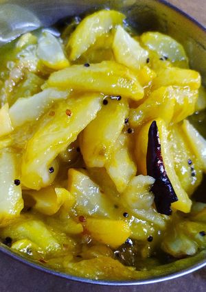আমের সাদা চাটনি (aamer sada chatni recipe in Bengali) রেসিপির প্রধান ছবি