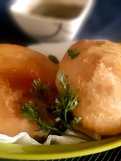 आलू की खस्ता कचौड़ी (aloo ki khasta kachodi recipe in Hindi) रेसिपी मुख्य फोटो