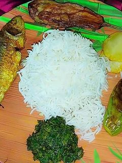 সাদা ভাত (sada bhat recipe in Bengali) রেসিপির প্রধান ছবি