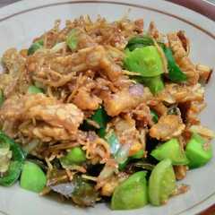 รูปของ Oseng Teri Medan Tempe Tomat Ijo