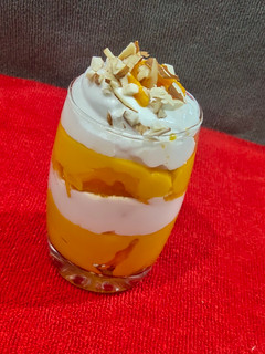 મેંગો મસ્તાની (Mango Mastani Recipe In Gujarati) રેસીપી મુખ્ય ફોટો