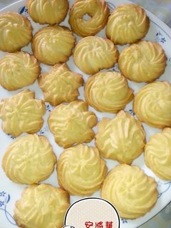擠花奶酥餅乾 的食譜成品照片