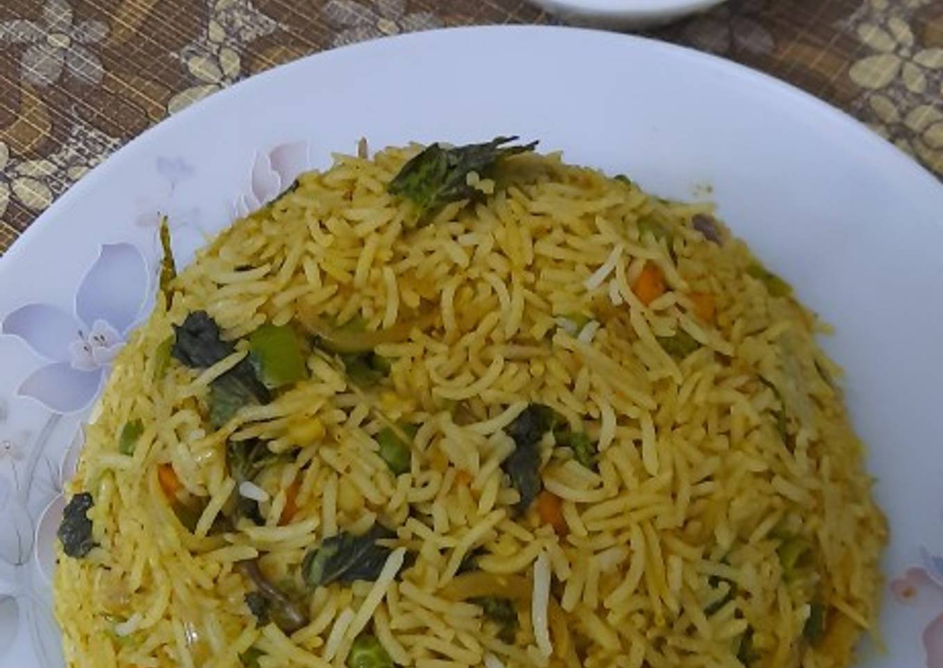 Hyderabadi biryani with raita