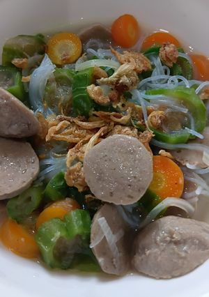 Foto resep Sup oyong bakso enak