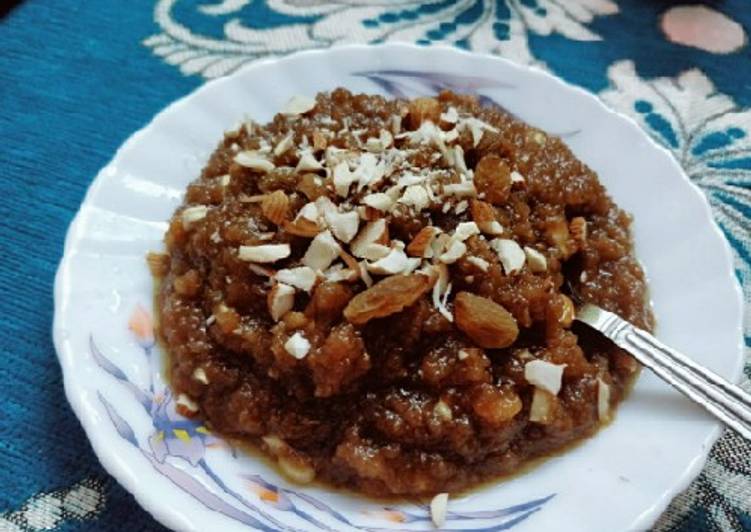 Easiest Way to Make Quick Jaggery Halwa