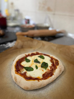 Foto principal de Pizza margarita napolitana 🇮🇹