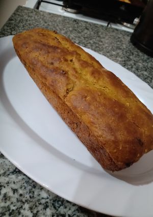 Una foto de Budín de naranja con chispas súper sano! 85 cal por porción🍊🍊🍫🍫