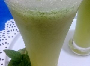 صورة لوصفة عصير الليمون بالنعناع 🍃🍋