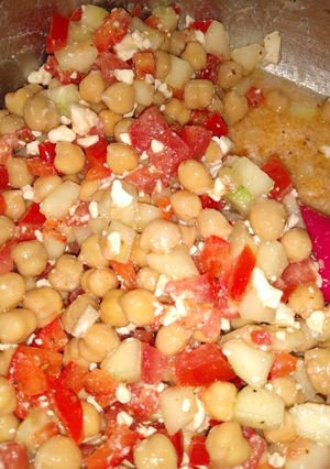 A picture of Mediterranean Chickpea Salad.