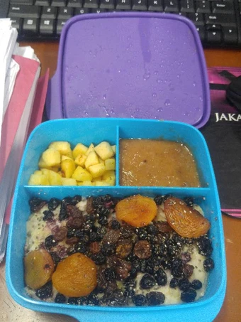 Cara Simple Membuat Resep  Apple Banana Oat yang Bikin Ngiler, Lezat