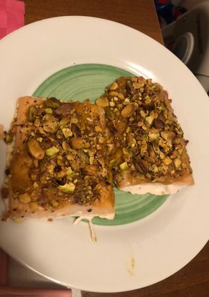 Foto di Salmone croccante ai pistacchi e senape