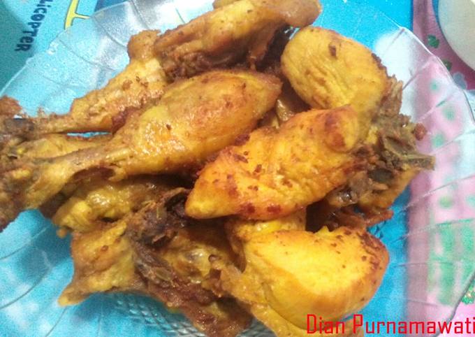 Resep Ayam goreng bumbu kuning #CapekJadiAnakBawang #PekanInspirasi #Cookpadcomunity Anti Gagal